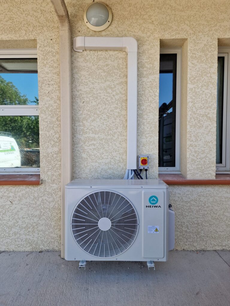 Climatisation de l'école d'Agues Vives en Ariège